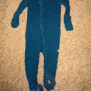 Posh Peanut Ruffle Footie